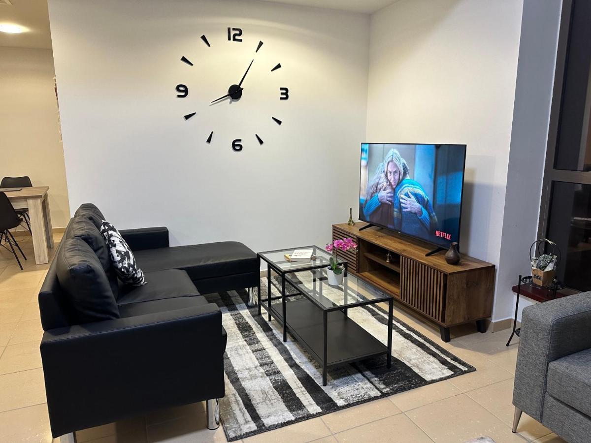 Moonlight Hostel Jbr - 2Min Walk To Jbr Beach - Gym - 2Min Metro Station - Poll Dubai Eksteriør bilde