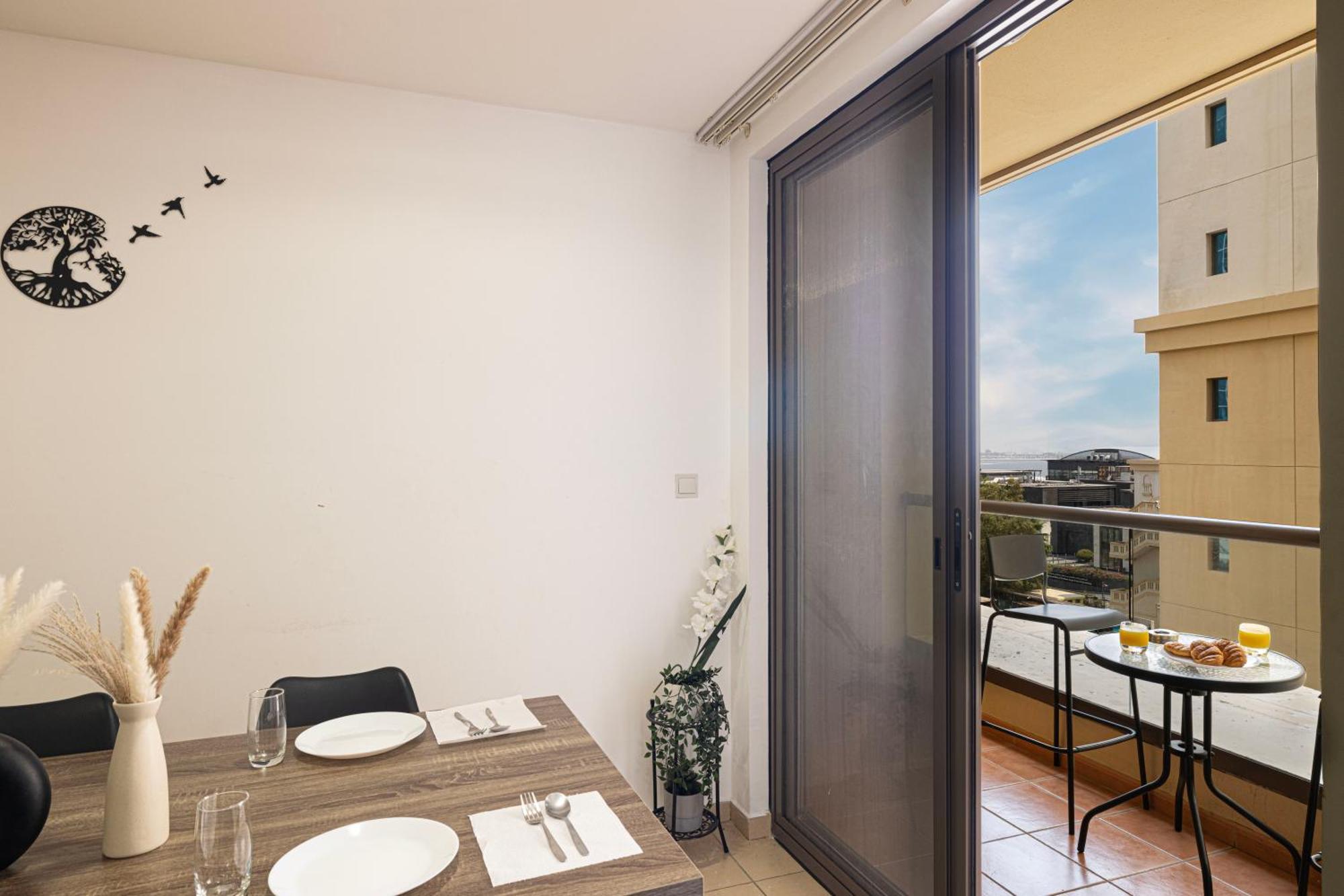 Moonlight Hostel Jbr - 2Min Walk To Jbr Beach - Gym - 2Min Metro Station - Poll Dubai Eksteriør bilde