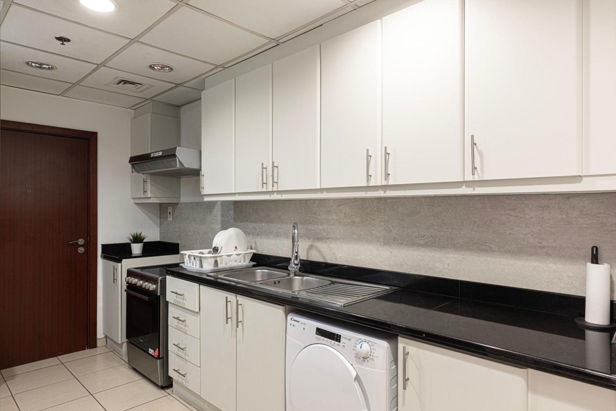Moonlight Hostel Jbr - 2Min Walk To Jbr Beach - Gym - 2Min Metro Station - Poll Dubai Eksteriør bilde